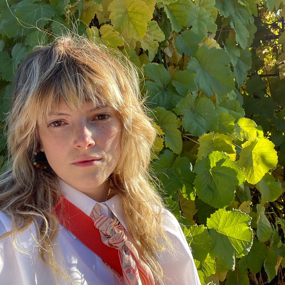 Meet your Posher, Madeline